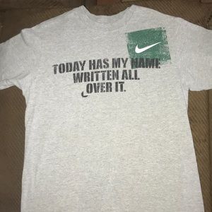 Nike T-shirt